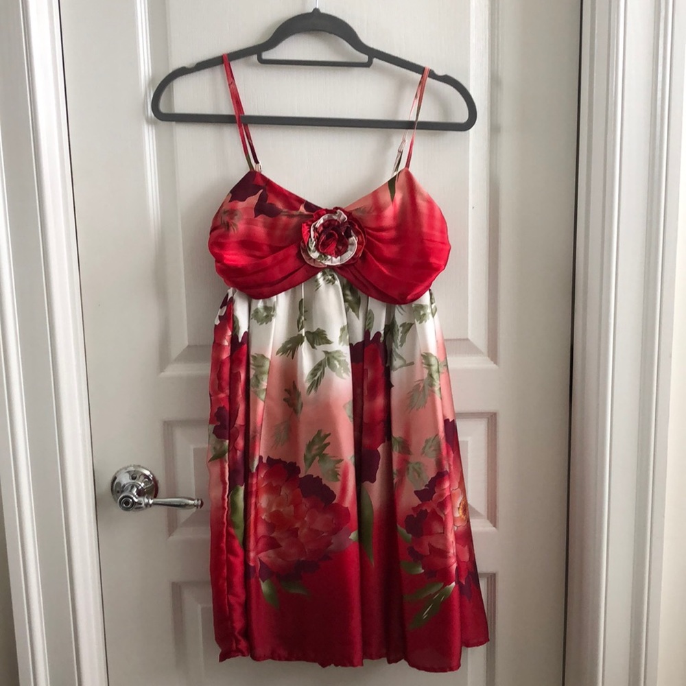 Medium dress- excellent condition!